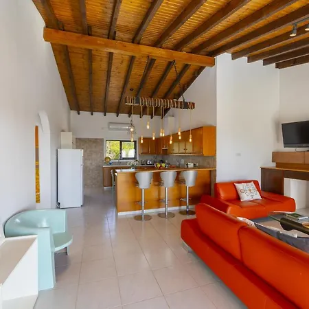 Villa Ammos Sea View *