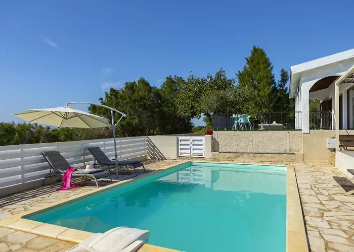 ヴィラ Ammos Sea View アヤナパ